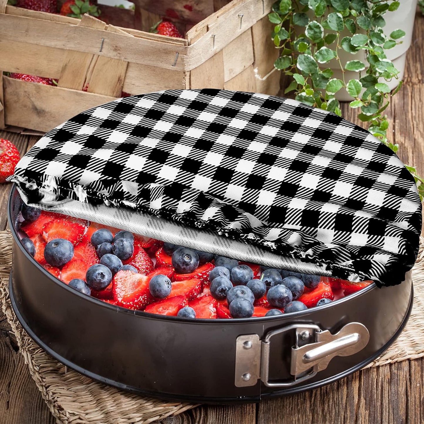 Reusable Bowl Covers Set - 8 Pieces Elastic Food Storage Covers for Baking Dishes, Washable and Versatile for Bread Proofing and Outdoor Use, Fits 6 to 14 Inch Bowls (Black-White Buffalo Plaid)